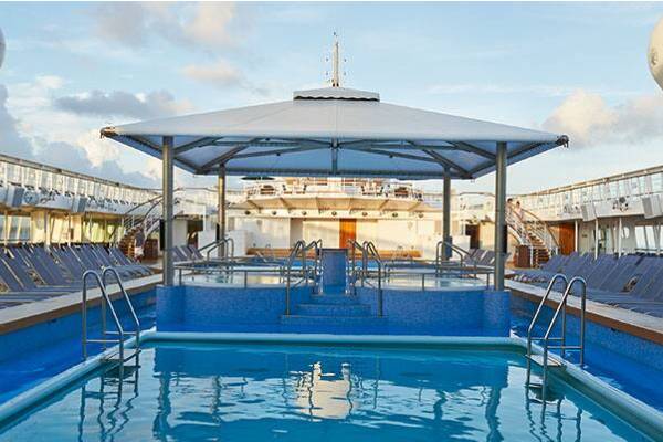 Norwegian Sun Gallery Image